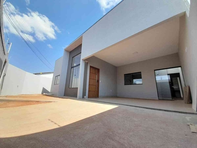 Casa com 3 quartos à venda no bairro Itanhangá II, 121m²