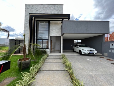 Casa de Condomínio em Residencial Parqville Jacarandá - Aparecida de Goiânia