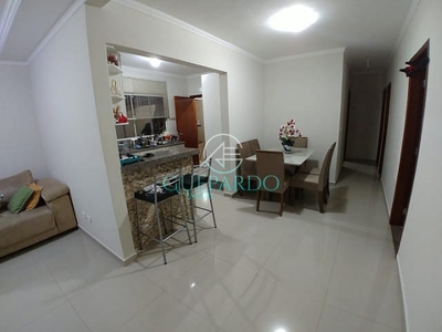 Casa em Conjunto Habitacional Santiago II, Londrina/PR de 119m² 3 quartos à venda por R$ 448.000,00