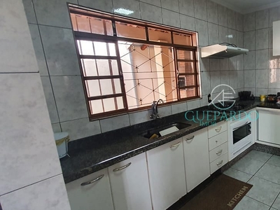 Casa em Conjunto Parigot de Souza 1, Londrina/PR de 182m² 3 quartos à venda por R$ 369.000,00