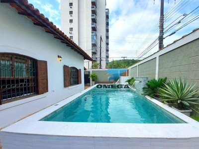 Casa em Jardim Astúrias, Guarujá/SP de 240m² 4 quartos à venda por R$ 1.249.000,00