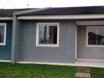 Casa em Uvaranas, Ponta Grossa/PR de 0m² 2 quartos à venda por R$ 199.000,00