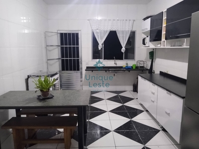 Casa em Vera Cruz, Belo Horizonte/MG de 360m² 4 quartos à venda por R$ 597.000,00