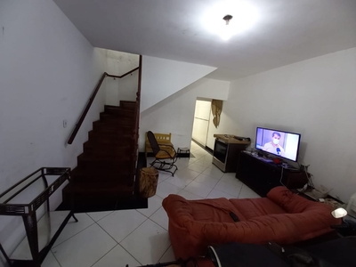 Casa em Vila Barros, Guarulhos/SP de 140m² 2 quartos à venda por R$ 399.000,00
