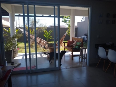 Casa em Vila Guedes, Jaguariúna/SP de 178m² 3 quartos à venda por R$ 1.179.000,00