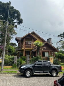 Casa em Vila Maggi, Canela/RS de 230m² 3 quartos à venda por R$ 2.119.000,00