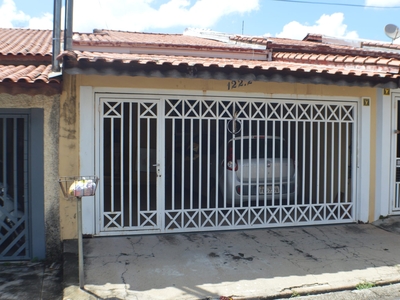Casa em Vila Mota, Bragança Paulista/SP de 123m² 2 quartos à venda por R$ 378.900,00