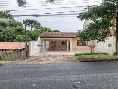 Casa para Venda em Curitiba, São Lourenço, 8 dormitórios, 1 suíte, 4 banheiros, 5 vagas