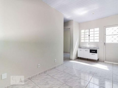 Casa / Sobrado em Condomínio para Aluguel - Camaquã, 2 Quartos, 46 m² - Porto Alegre