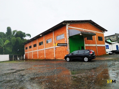 Galpão em Profipo, Joinville/SC de 450m² para locação R$ 12.500,00/mes