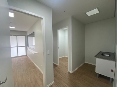 Sala em Cambuí, Campinas/SP de 41m² para locação R$ 1.900,00/mes