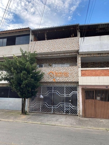Sobrado em Jardim Presidente Dutra, Guarulhos/SP de 250m² 7 quartos à venda por R$ 455.000,00