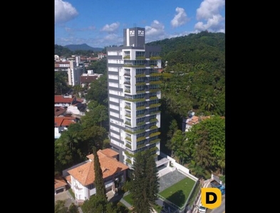 Apartamento no Bairro Bom Retiro em Blumenau com 3 Dormitórios (3 suítes) e 198 m²