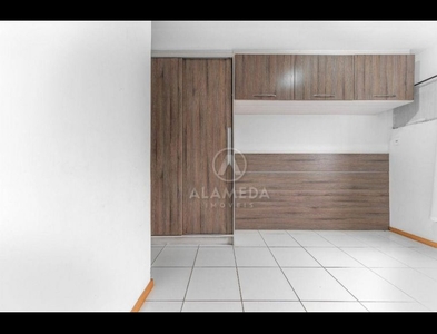 Apartamento no Bairro Vila Nova em Blumenau com 3 Dormitórios (1 suíte)