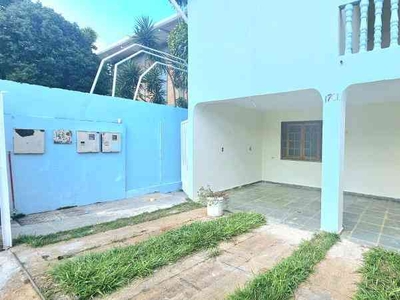 Casa com 3 quartos para alugar no bairro Setor Habitacional Jardim Botânico, 250m²