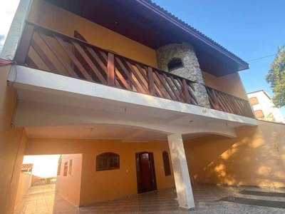 Casa com 4 quartos à venda no bairro Vila Espírito Santo, 292m²