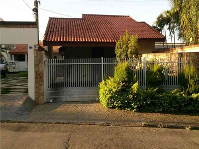 Casa com 5 quartos à venda no bairro Jardim Pires de Mello, 385m²