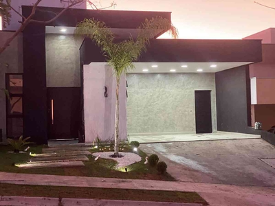 Casa em Condomínio com 3 quartos à venda no bairro Cajuru do Sul, 160m²