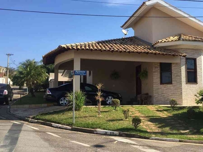 Casa em Condomínio com 3 quartos à venda no bairro Jardim Ibiti do Paço, 230m²