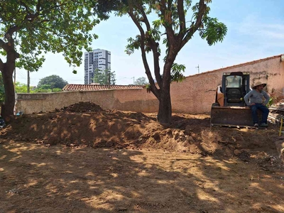 Lote à venda no bairro Jardim dos Estados