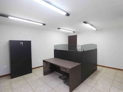 Sala para alugar no bairro Asa Norte, 200m²