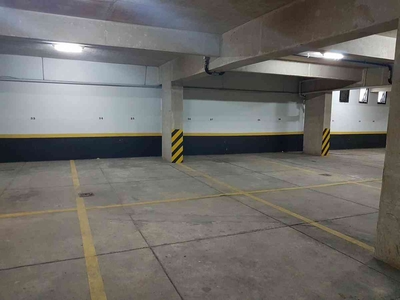 Garagem para alugar no bairro Cruzeiro, 15m²