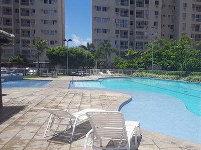 Alugo apartamento no Vita Residencial Clube, com 72m² super ventilado, 3 quartos, adar alt