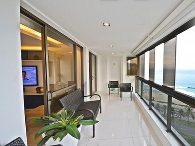 Apartamento 4 quartos, 150 m² porteira fechada frontal e vista deslumbrante Mar - Barra da