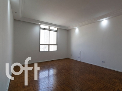 Apartamento à venda por R$ 636.185