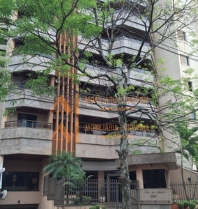 Apartamento com 3 quartos no Edificio Flor da Mata - Bairro Centro em Londrina