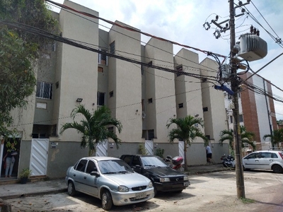 Apartamento Quarto e Sala na Freguesia - Jacarepaguá