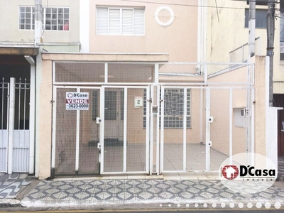 Casa para aluguel com 150 m² com 3 quartos no Centro - Taubaté - SP