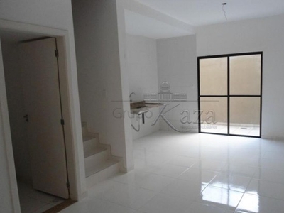 LINDA Casa - Condomínio - Jardim Califórnia - Residencial Vila Nova - 80m² - 2 Dormitórios