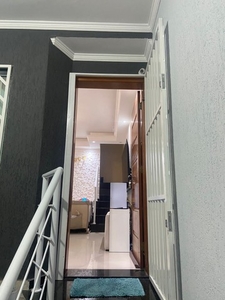 Sobrado para aluguel e venda possui 170 m² com 3 quartos e 2 vagas de garagem