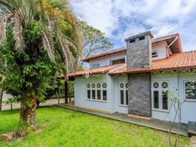 Casa sobrado esquina com piscina pronta para morar com qualidade de vida, , em condomínio jardim vitória régia arborizado e silencioso!!!!!!