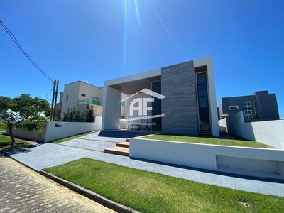 Excelente casa em condomínio fechado localizado na Barra de São Miguel - Confira