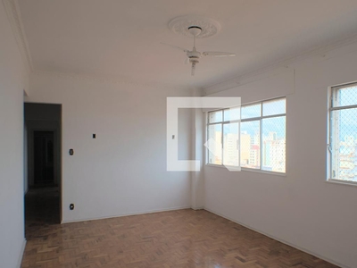 APARTAMENTO no 7º andar com 3 dormitórios