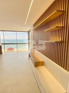 Apartamento alto padrão frente mar para alugar na Praia Brava