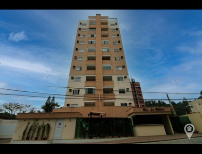 Apartamento no Bairro Velha em Blumenau com 2 Dormitórios e 55 m²