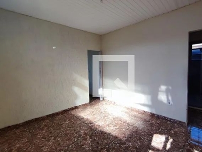 Apartamento para Aluguel - Taquara, 2 Quartos, 54 m2