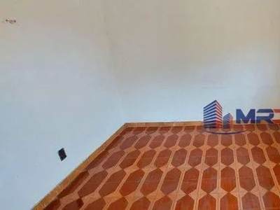 Casa com 1 quarto para alugar, 48 m² por R$ 900/mês - Tanque - Rio de Janeiro/RJ