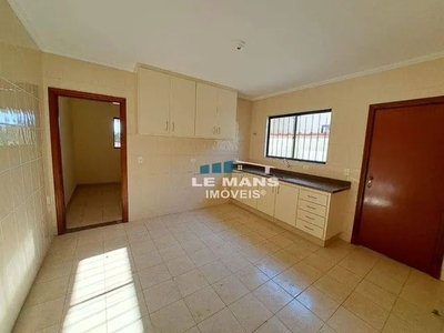 Casa com 2 dormitórios para alugar, 110 m² por R$ 1.260,00/mês - Santana - Piracicaba/SP