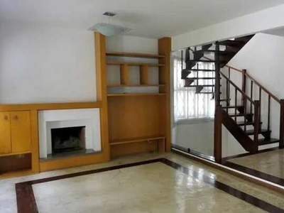 Casa com 3 dormitórios para alugar, 220 m² por R$ 5.500,00/mês - Granja Viana - Cotia/SP