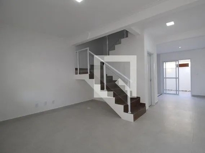 Casa de Condomínio para Aluguel - Jardim Simus, 2 Quartos, 92 m2
