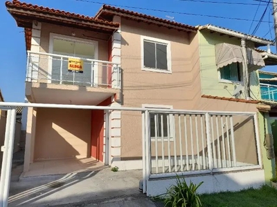 Casa duplex, com 3 quartos, no condomínio residencial Village do Moinho I- Arsenal SG