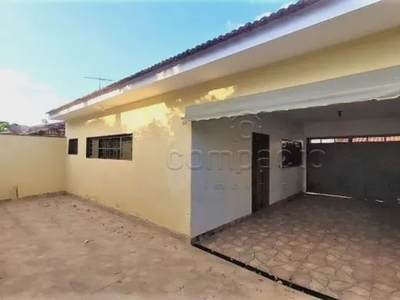 Casa Padrão em São José do Rio Preto