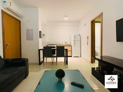 Experiência luxuosa à beira-mar: Apartamento finamente mobiliado com vista parcial do mar