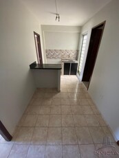 Apartamento para aluguel com 2 quartos em Setor Placa Da Mercedes, Núcleo Bandeirante