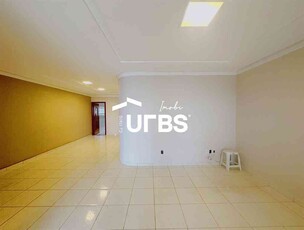 Casa com 3 quartos à venda no bairro Jardim América, 280m²