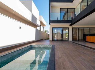 Casa com 3 quartos à venda no bairro Residencial Goiânia Golfe Clube, 406m²